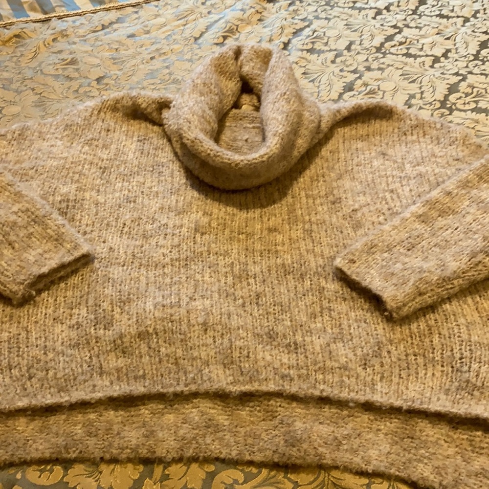 One size sweater
